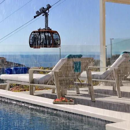 D' Republic - Infinity Pool & Old Town Views