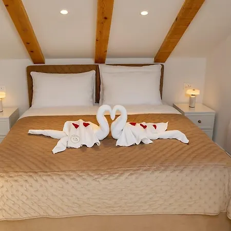 D' Republic - Infinity Pool & Old Town Views Villa