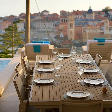 빌라 D' Republic - Infinity Pool & Old Town Views *
