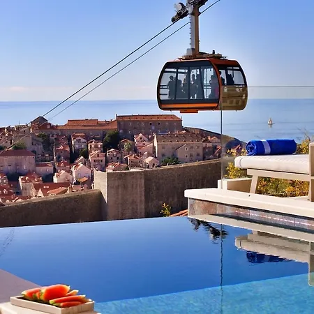 빌라 D' Republic - Infinity Pool & Old Town Views