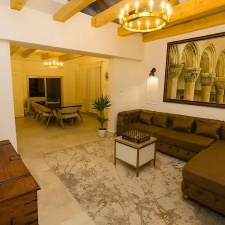 D' Republic - Infinity Pool & Old Town Views *