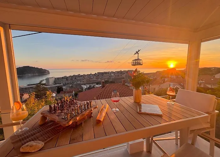 Vila D' Republic - Infinity Pool & Old Town Views Dubrovník