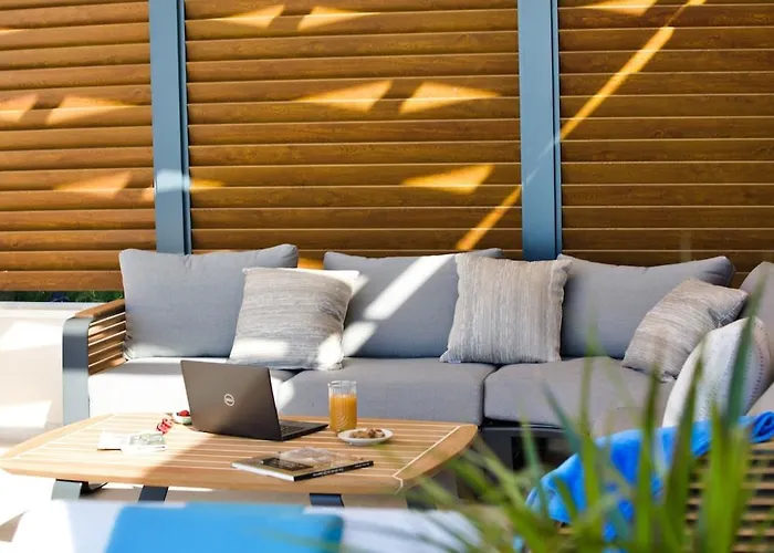 D' Republic - Infinity Pool & Old Town Views Vila *