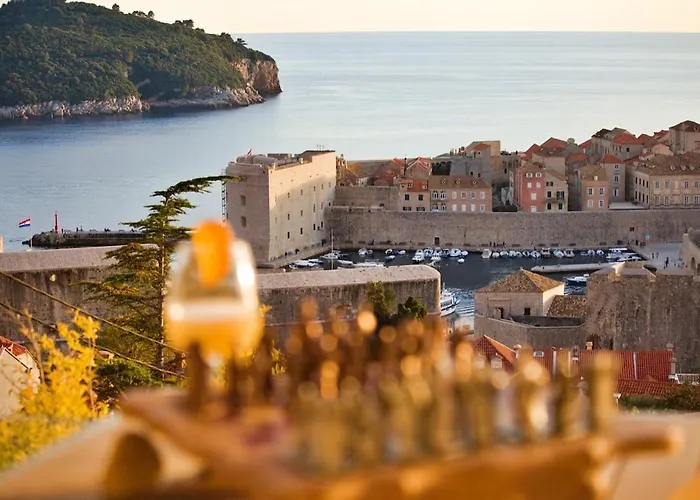 D' Republic - Infinity Pool & Old Town Views 别墅 *